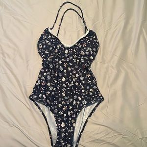 One piece swimsuit